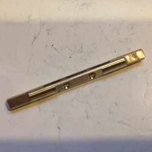 LA-K17278 Kaasuläpän akseli, messinkiä SOLEX 34 PBIC, 34 PAITA